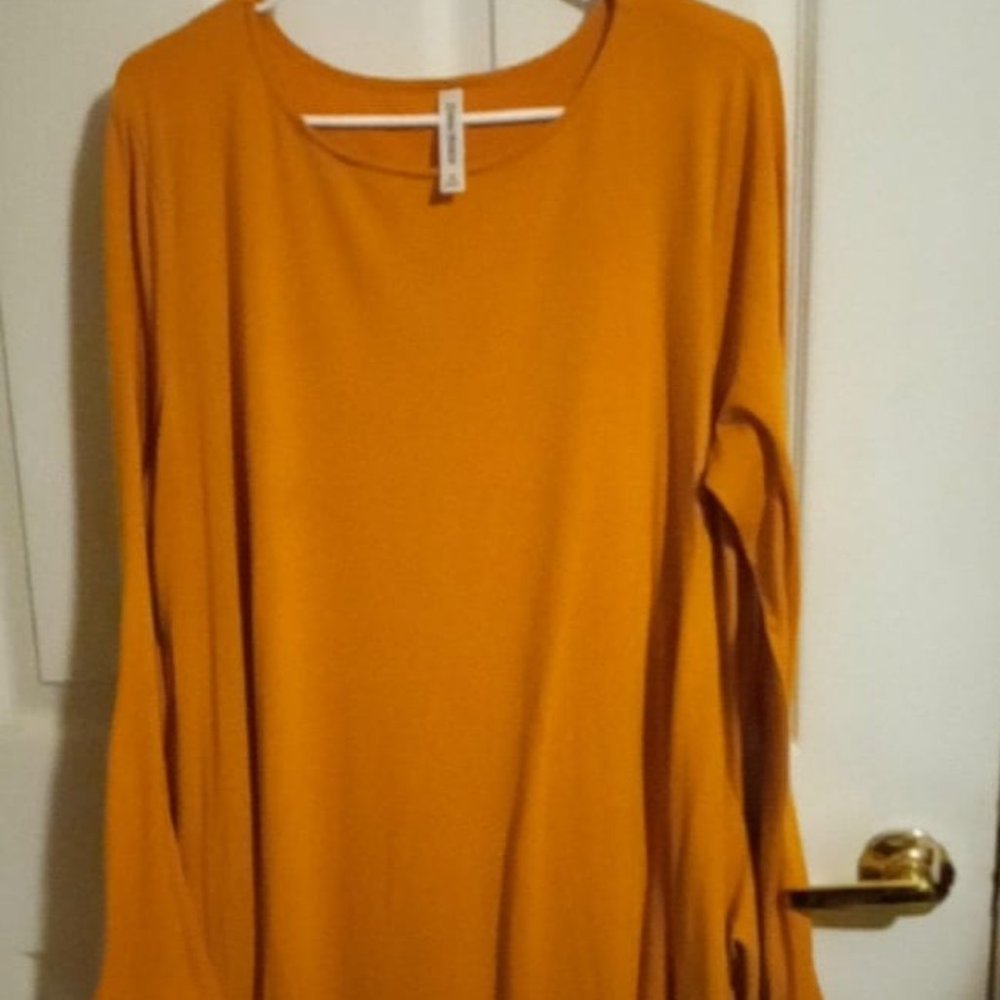 Long sleeve tunic